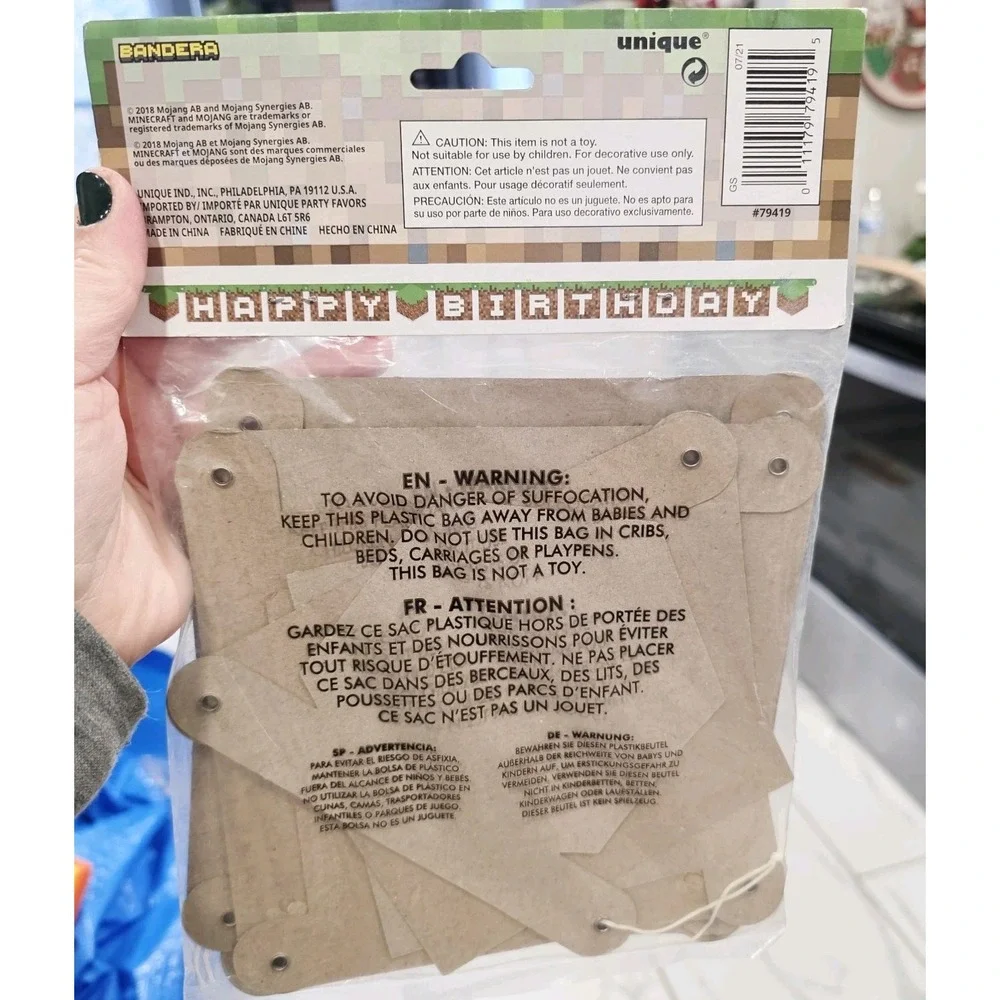 NEW Minecraft Happy Birthday Banner Cardboard 7.82 Feet Green Party Video Game‎